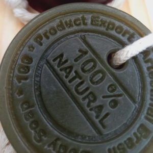 Sabonete glicerinado de alecrim, eucalipto, amêndoas e argila verde